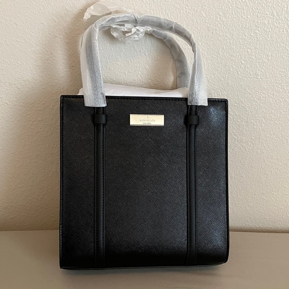 kate spade Handbags - Nwt Kate Spade mini tote bag